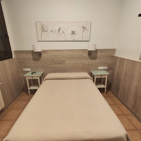 Hostal Maria Ronda Madrid Ngoại thất bức ảnh