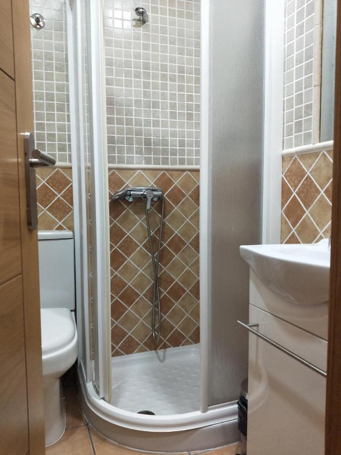 Hostal Maria Ronda Madrid Ngoại thất bức ảnh
