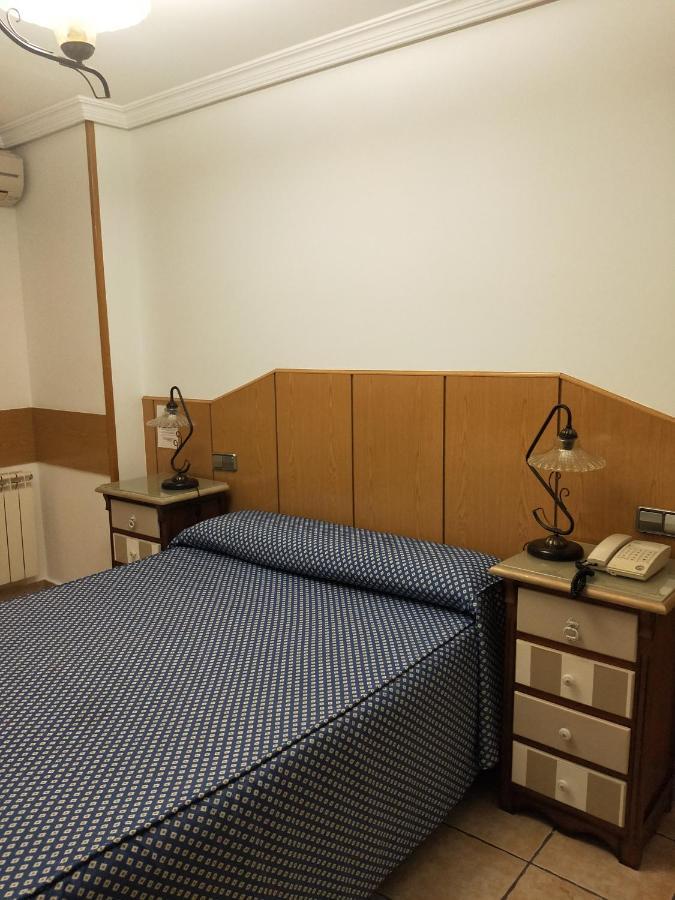 Hostal Maria Ronda Madrid Ngoại thất bức ảnh