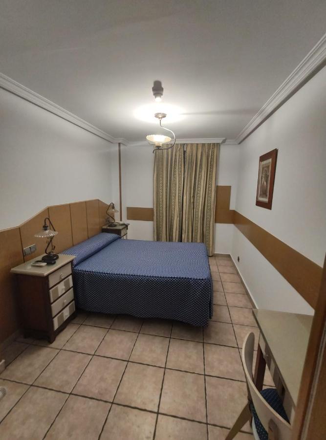 Hostal Maria Ronda Madrid Ngoại thất bức ảnh
